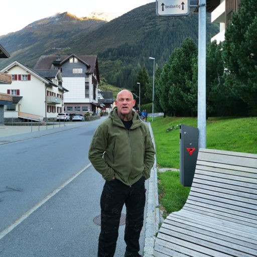 Parkettverlegung in Andermatt (Schweiz)